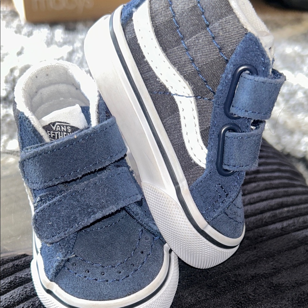 Vans Kids Navy and White Velcro Sneakers